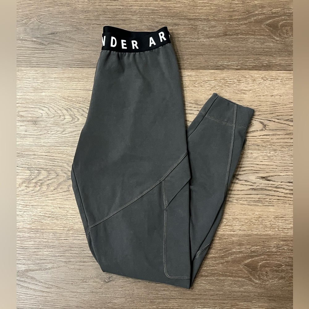 Under Armour Womens Gray Cargo Joggers